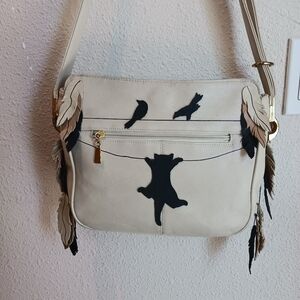 Elegant Cream and Black Feathered Shoulder Bag